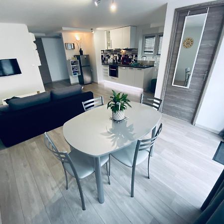 Appartement Moderne et Parking Privé Toul Eksteriør billede