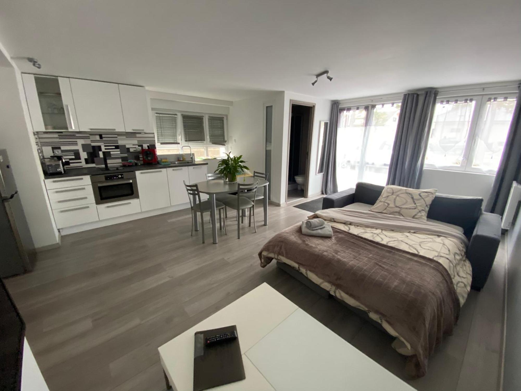 Appartement Moderne et Parking Privé Toul Eksteriør billede