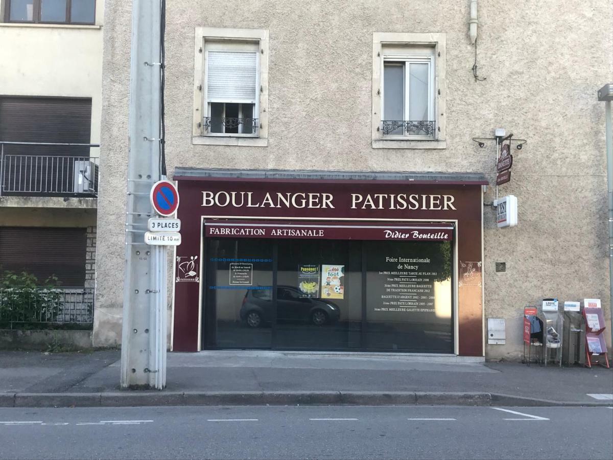 Appartement Moderne et Parking Privé Toul Eksteriør billede